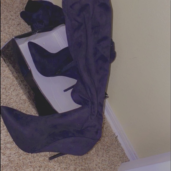 high knee heel boots - Picture 4 of 6